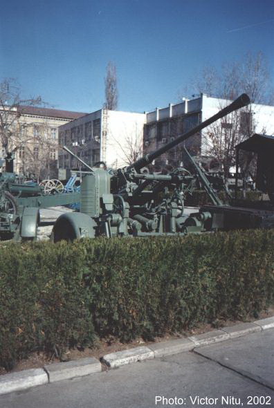Tun anti-aerian Rheinmetall model 1939, cal 37 mm