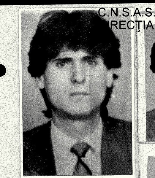 1987: Dan Badea- MATEMATICIANUL (foto transmisă la USLA, Direcția a V-a și la alte unități din Capitală, fiind suspectat de atentat la ”Conducerea superioara de partid si de stat”- adică Nicolae Ceaușescu)