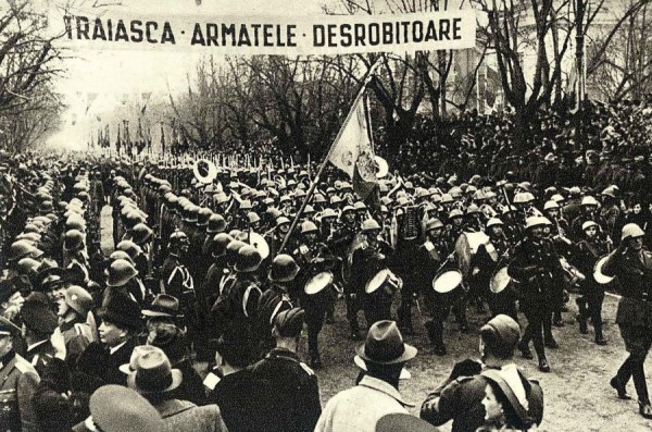 Armata română defilează la Chișinău