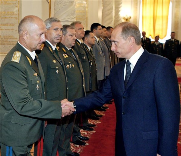 Putin multumeste subordonatilor din SVR pentru ca au facut totukl ca sa nu inapoieze ce au furat inaintasii lor, de la Trotki la Stalin si pana la predecesorul sau!