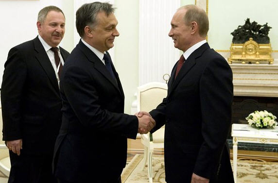 Vladimir Putin și Victator Orban, doi frați de la răsărit, pentru că revizionismul ungar nu apune niciodată.
