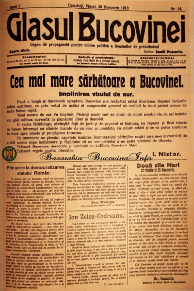 Publicatia “Glasul Bucovinei” – director Sextil Puscariu – din 16 noiembrie 1918, a doua zi dupa votarea Unirii cu Tara, cu articolele salutare pentru revenirea lui I. Z. Codreanu (foto mai jos) si de sarbatorire a evenimentului din 15/28 noiembrie, semnate de Ion Nistor si Pan Halippa (foto si explicație : http://basarabia-bucovina.info/)